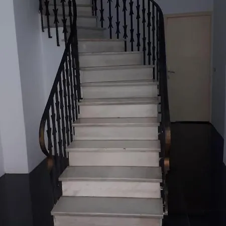 Apartment Mooi En Erg Ruim Met Openhaard *