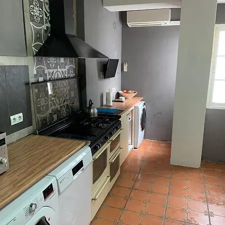 Apartment Mooi En Erg Ruim Met Openhaard