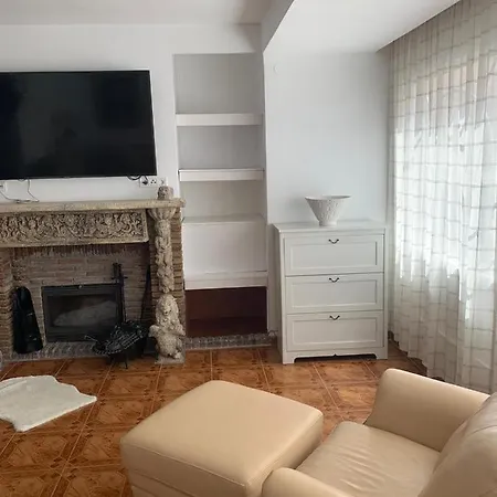 Apartment Mooi En Erg Ruim Met Openhaard